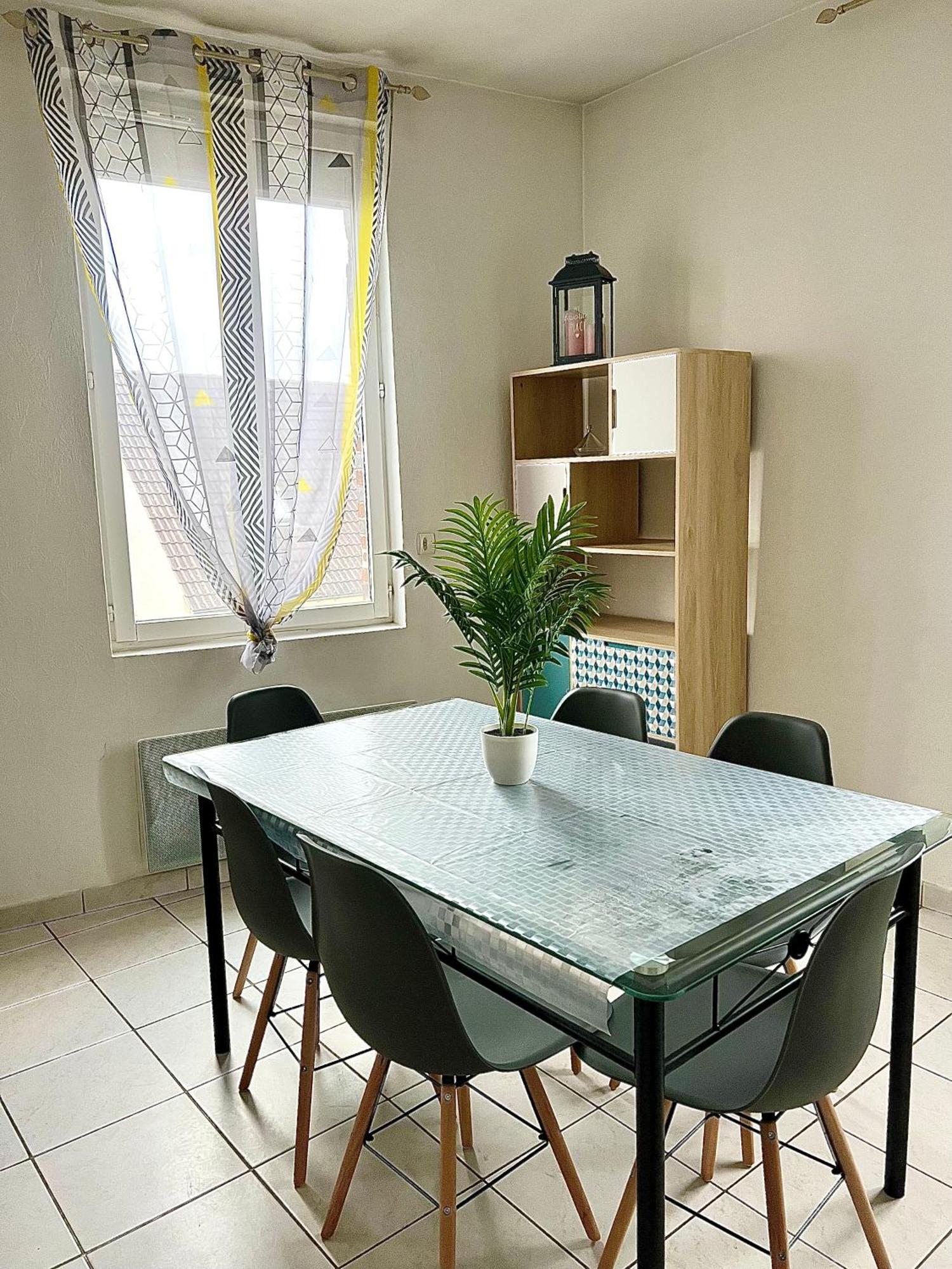 Apartmán Good Loc Sens Exteriér fotografie